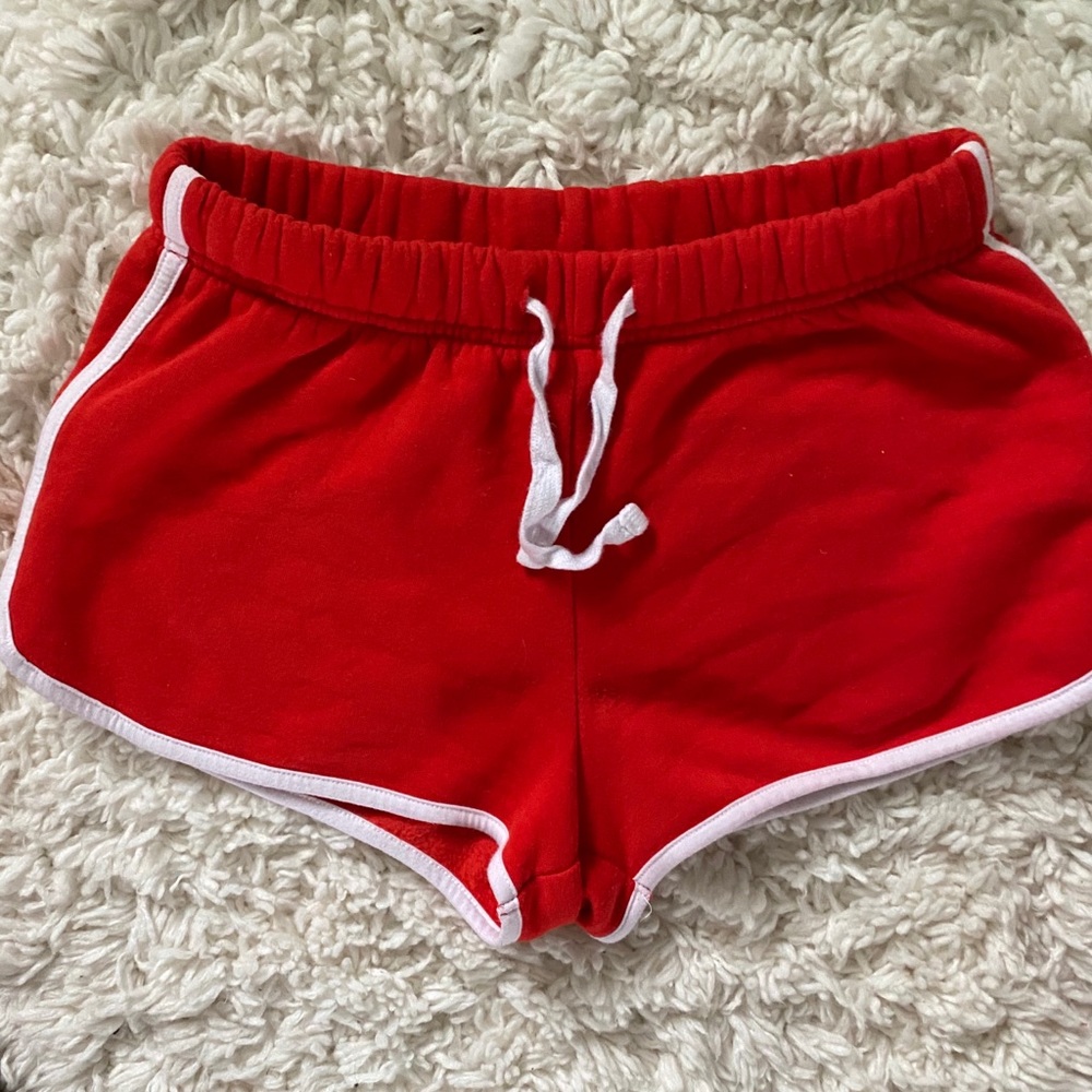 Red Sweatshorts!